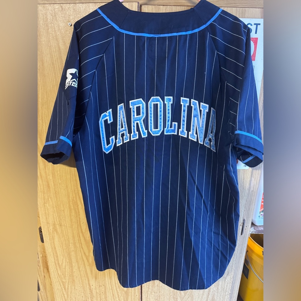 Starter Men’s Large UNC pinstriped button down je… - image 3